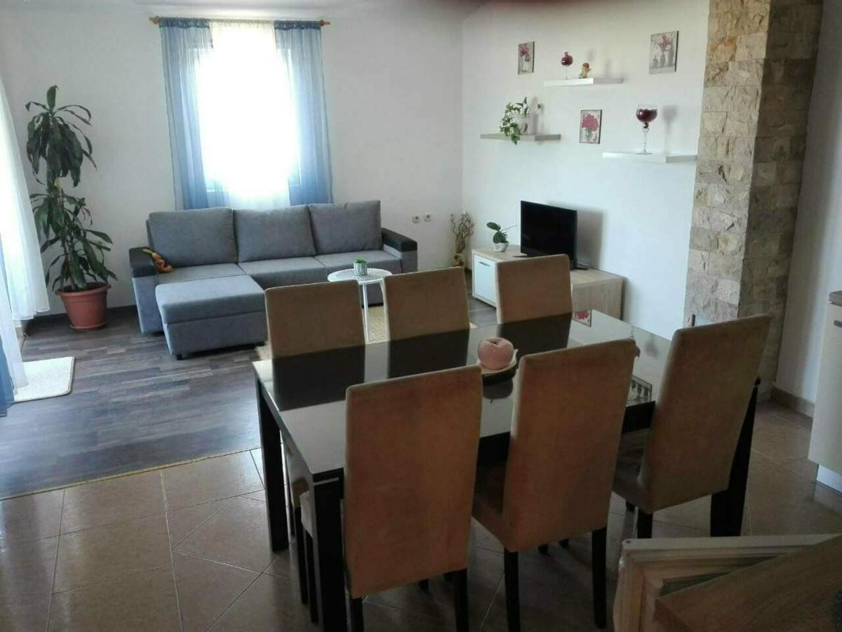 Apartman Vuleta Razanac Exterior photo