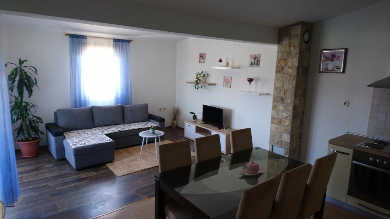 Apartman Vuleta Razanac Exterior photo